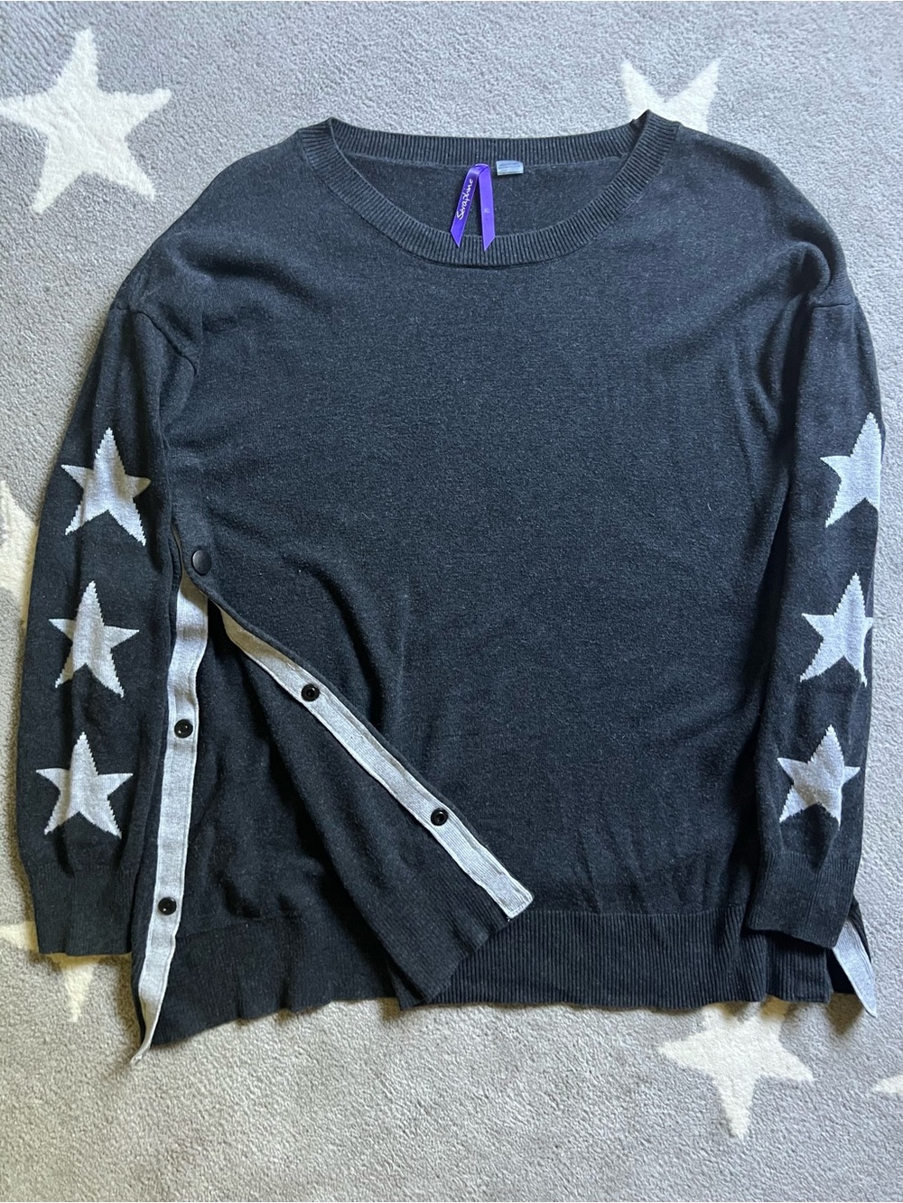 Seraphine NURSING sweater with side snap nursing access and Star sleeve detail